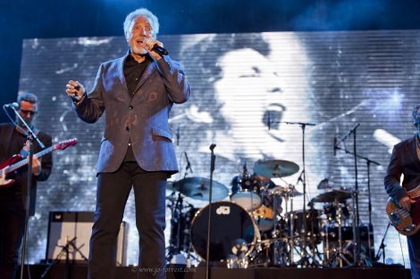 Concert, Live Event, Liverpool, Tom Jones