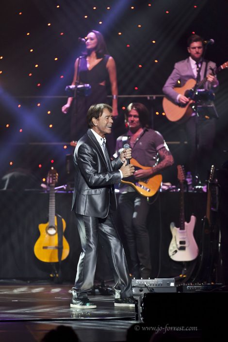 Concert, Liverpool, Live event, Cliff Richard