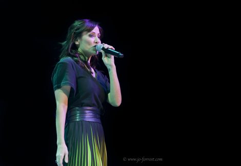 Concert, Live Event, Liverpool, Natalie Imbruglia, Jo Forrest