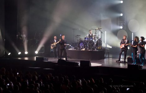 Rick Astley, Liverpool, Performance, Empire Theatre