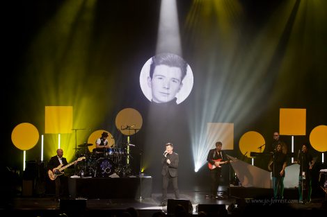 Rick Astley, Liverpool, Performance, Empire Theatre