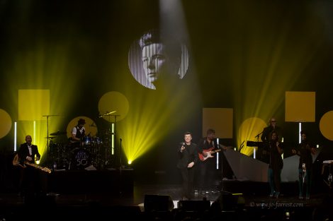 Rick Astley, Liverpool, Performance, Empire Theatre