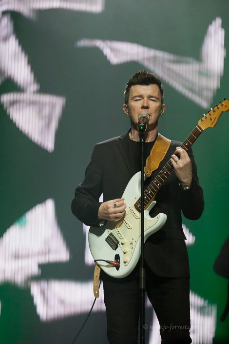 Rick Astley, Liverpool, Performance, Empire Theatre