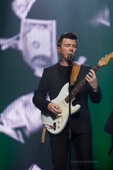 Rick Astley, Liverpool, Performance, Empire Theatre