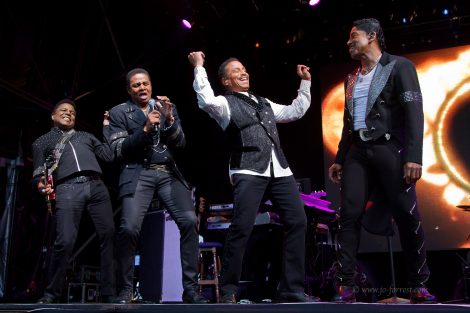 The Jacksons, Haydock Racecourse, Live Event, American