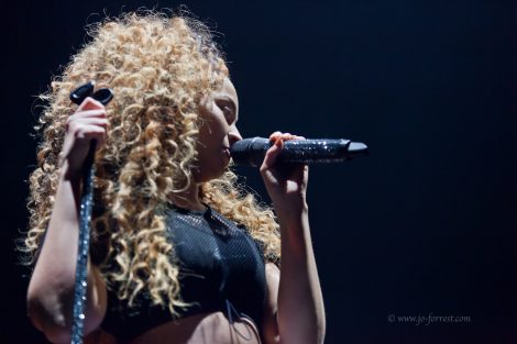 Ella Eyre, Liverpool, Echo Arena, Music, Jo Forrest