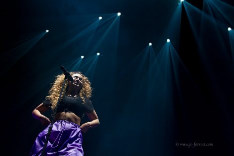 Ella Eyre, Liverpool, Echo Arena, Music, Jo Forrest