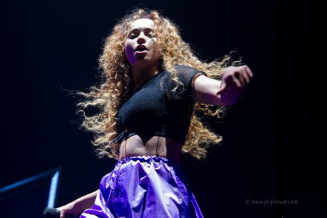 Ella Eyre, Liverpool, Echo Arena, Music, Jo Forrest