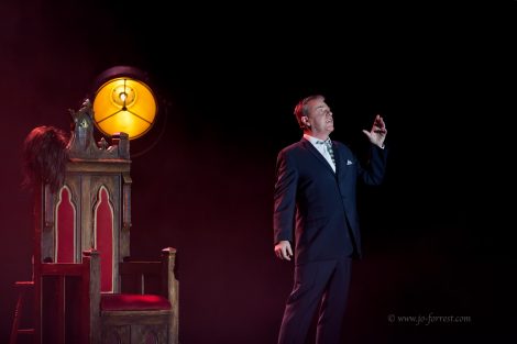 Suggs, What a King Cnut, theatre, Jo Forrest, New Brighton, Madness