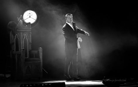 Suggs, What a King Cnut, theatre, Jo Forrest, New Brighton, Madness