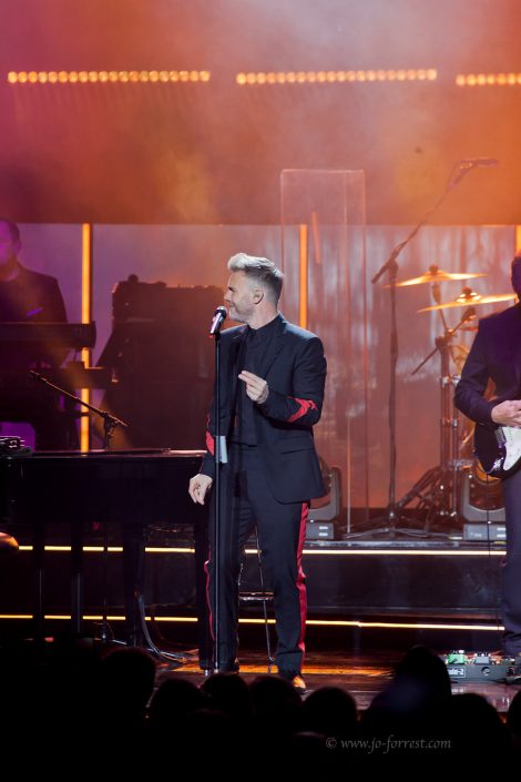 Gary Barlow, Take That, Manchester, O2 Apollo, Jo Forrest, Solo Tour