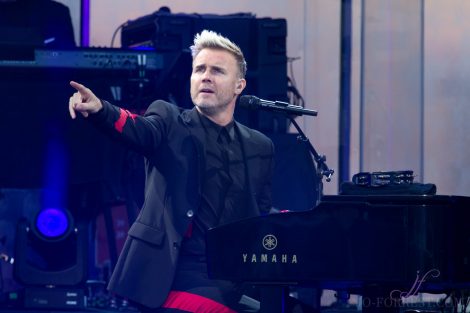 Gary Barlow, Scarborough, Music, Jo Forrest, Review, Open Air Theatre