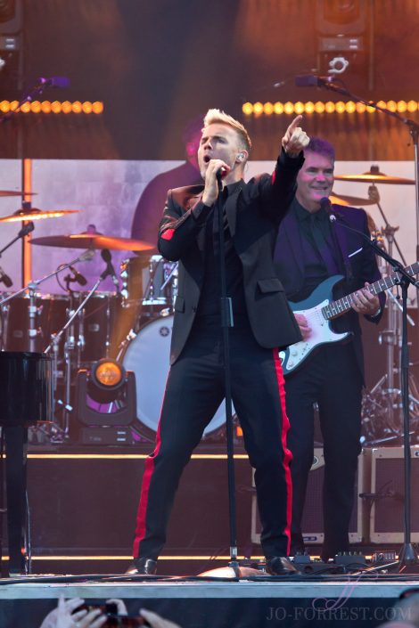 Gary Barlow, Scarborough, Music, Jo Forrest, Review, Open Air Theatre