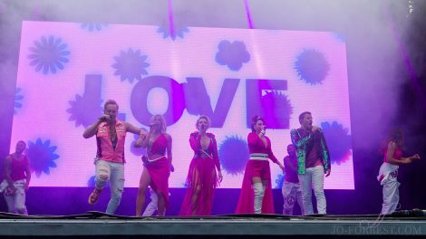 Steps, Scarborough, Open Air Theatre, Review, Jo Forrest, Music Photographer