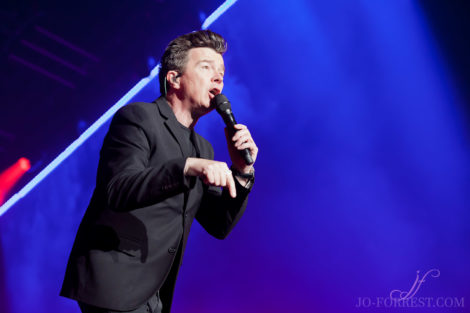 Rick Astley, Leeds, Jo Forrest, Review, First Direct Arena, Tour