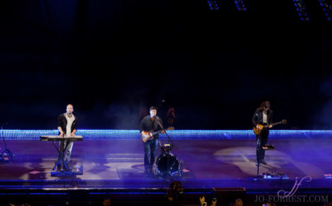 Mumford & Sons, Leeds, First Direct Arena, Jo Forrest, Review, Music