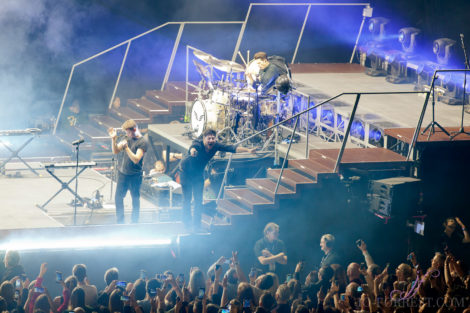 Mumford & Sons, Leeds, First Direct Arena, Jo Forrest, Review, Music