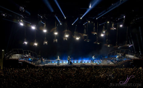 Mumford & Sons, Leeds, First Direct Arena, Jo Forrest, Review, Music