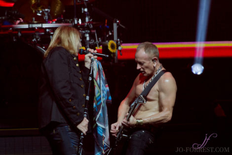 Def Leppard, Jo Forrest, Review, Manchester, Music