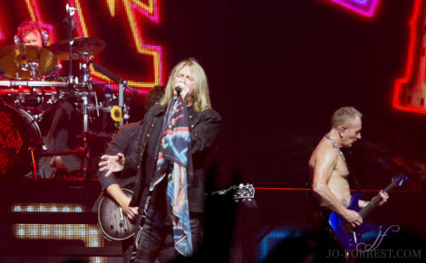 Def Leppard, Jo Forrest, Review, Manchester, Music