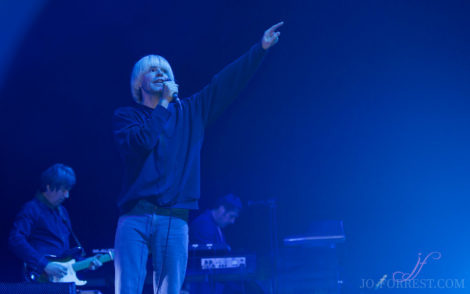 james & The Charlatans, Review, Jo Forrest, First Direct Arena, Leeds