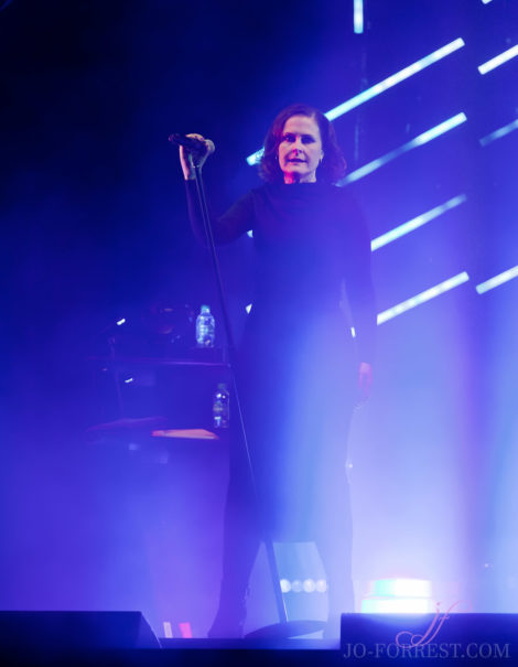 Alison Moyet, Leeds, First Direct Arena, Tour, Jo Forrest, Review