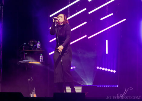 Alison Moyet, Leeds, First Direct Arena, Tour, Jo Forrest, Review