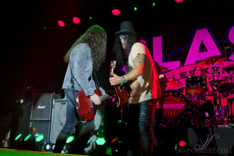 Slash, Doncaster, Jo Forrest, Review, Music, Doncaster Dome