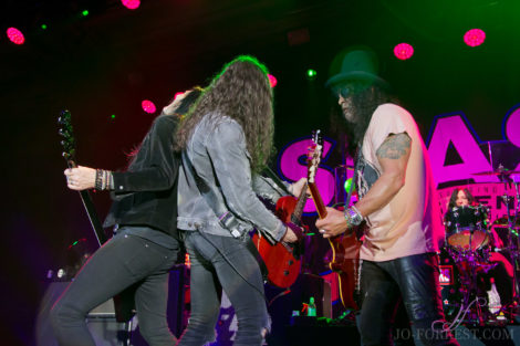 Slash, Doncaster, Jo Forrest, Review, Music, Doncaster Dome