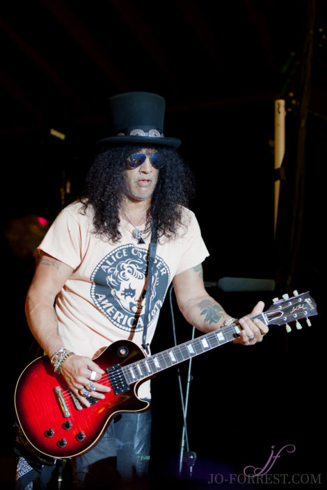 Slash, Doncaster, Jo Forrest, Review, Music, Doncaster Dome