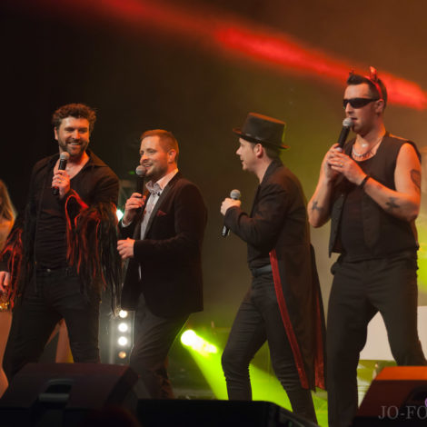 Re Take That, York, Music, Tribute, Jo Forrest, Review