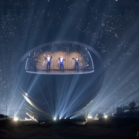 Take That, Manchester, Jo Forrest, Music, Review, Gary Barlow, Mark Owen