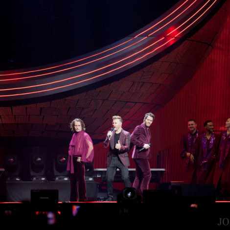 Take That, Manchester, Jo Forrest, Music, Review, Gary Barlow, Mark Owen