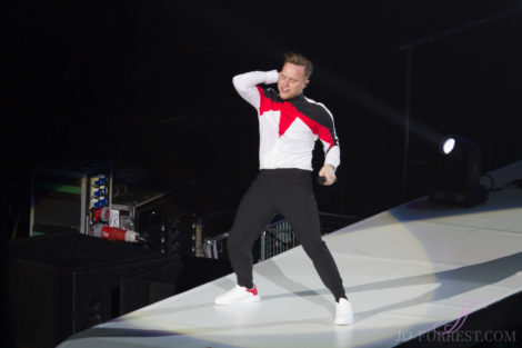 Olly Murs, First Direct Arena, Leeds, Jo Forrest, Review