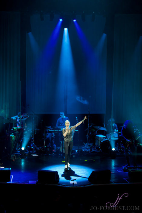 Dido, Manchester, Music, Jo Forrest, Review, Albert Hall