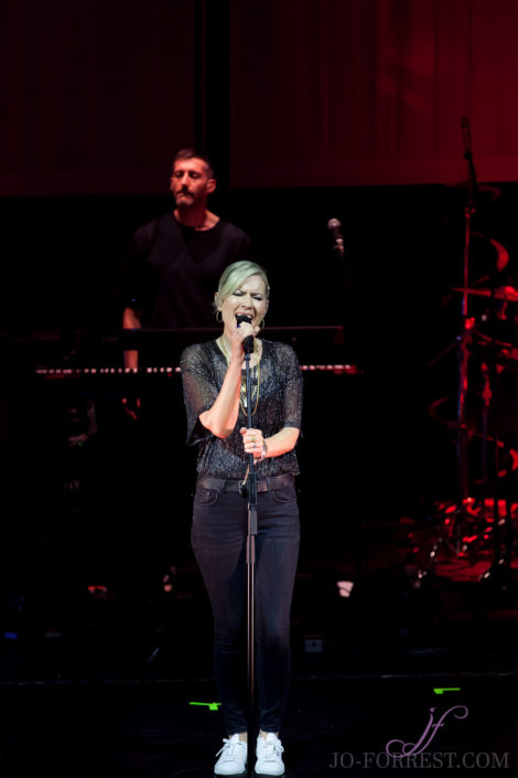 Dido, Manchester, Music, Jo Forrest, Review, Albert Hall