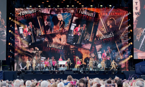 Rod Stewart, Music, Jo Forrest, Review, York Racecourse