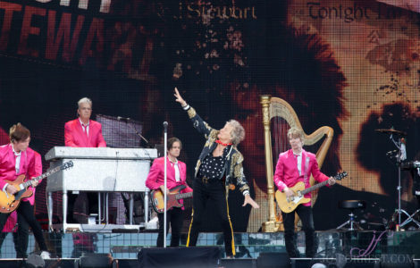 Rod Stewart, Music, Jo Forrest, Review, York Racecourse