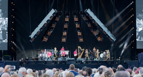 Rod Stewart, Music, Jo Forrest, Review, York Racecourse