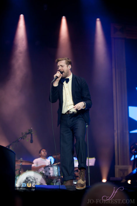 Kaiser Chiefs, Elland road, Leeds, Music, Jo Forrest, Review