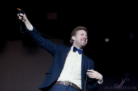 Kaiser Chiefs, Elland road, Leeds, Music, Jo Forrest, Review