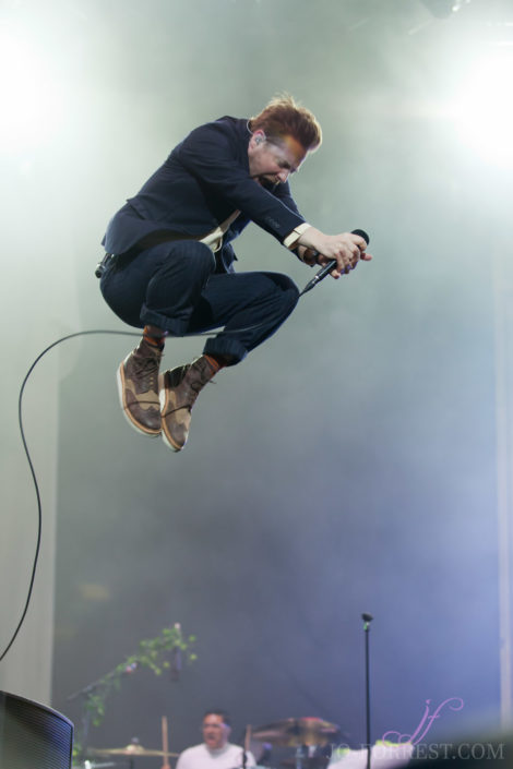 Kaiser Chiefs, Elland road, Leeds, Music, Jo Forrest, Review