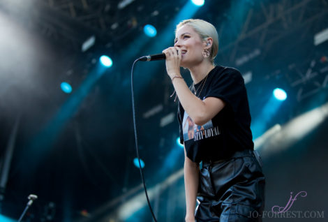 Nina Nesbitt, Music, Scarborough, Open Air Theatre, Jo Forrest, Review