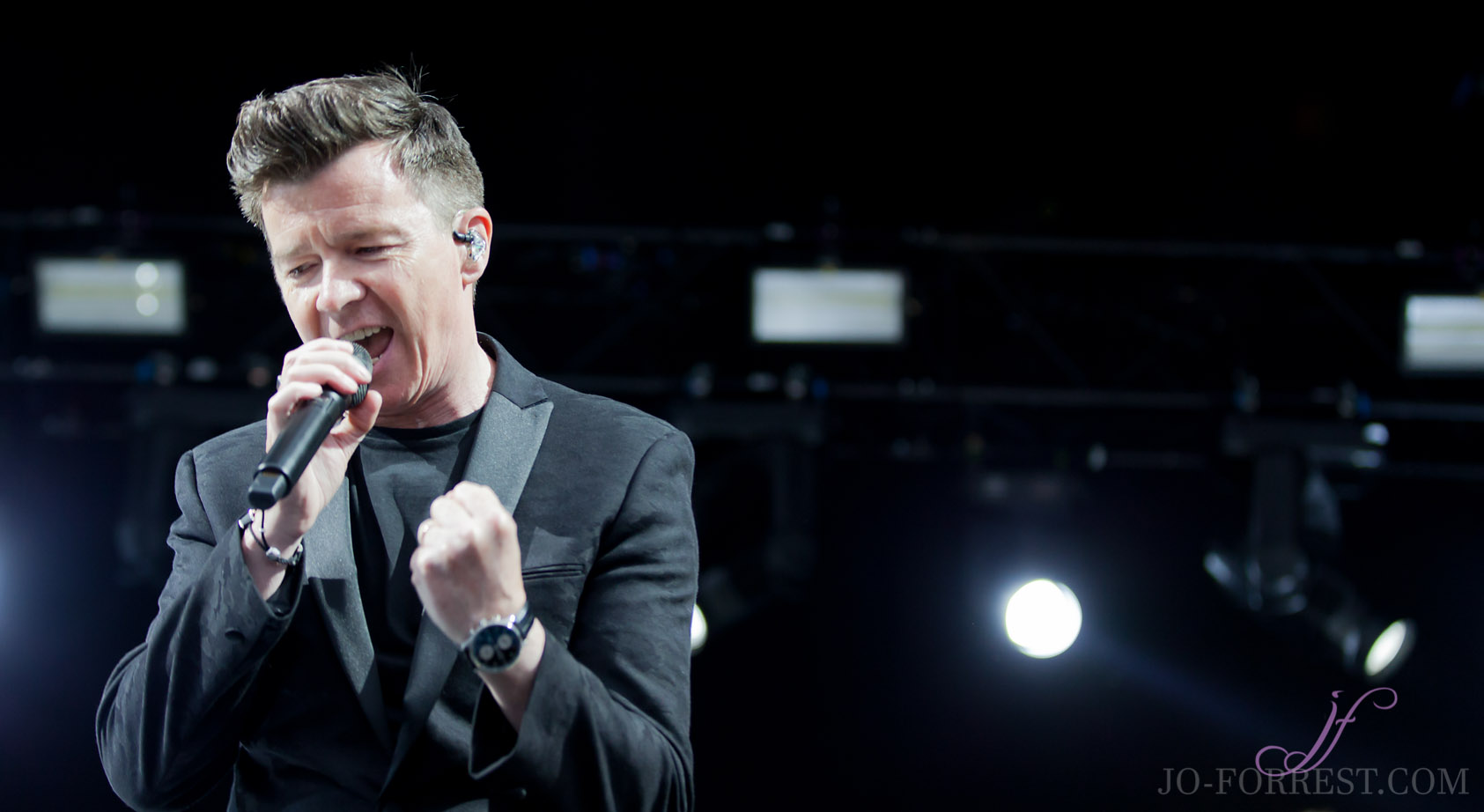 Rick Astley 2019 - Jo Forrest Photographer