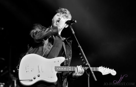 James Arthur, York, Jo Forrest, Review, Music, York Racecourse