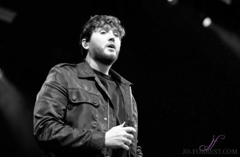 James Arthur, York, Jo Forrest, Review, Music, York Racecourse