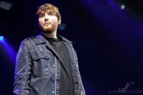 James Arthur, York, Jo Forrest, Review, Music, York Racecourse