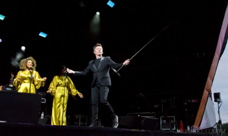 Rick Astley, Haydock Racecourse, Jo Forrest, Review, Music