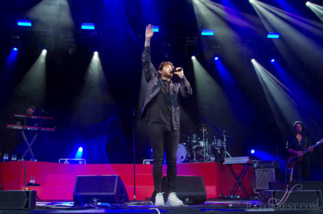 James Arthur, York, Jo Forrest, Review, Music, York Racecourse