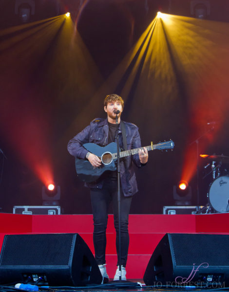 James Arthur, York, Jo Forrest, Review, Music, York Racecourse